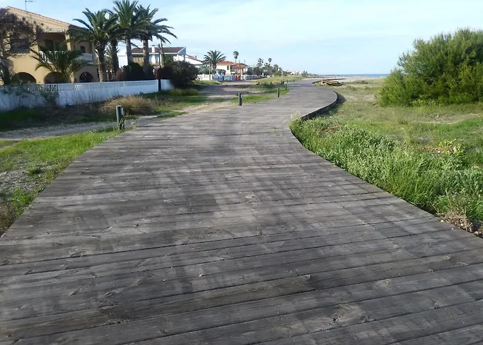 La Casa Del Viajero Junto Al Mar